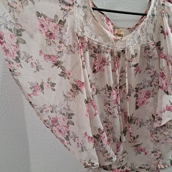 Mudd Pink Flowy Sheer Blouse Junior's Size Large - Picture 5 of 8
